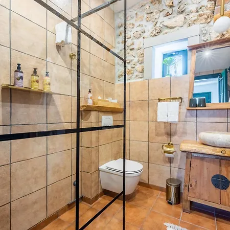 Villa Cocoon - Vacation With Heated Pool & Garden Bribir (Primorje-Gorski Kotar)