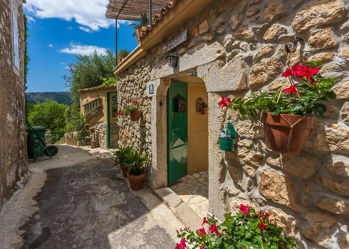 Cocoon - Vacation With Heated Pool & Garden * Bribir (Primorje-Gorski Kotar)