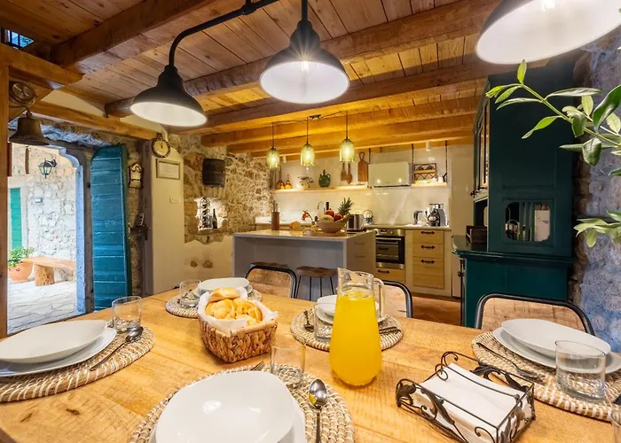 Cocoon - Vacation With Heated Pool & Garden * Bribir (Primorje-Gorski Kotar)