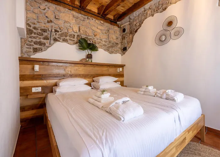 Cocoon - Vacation With Heated Pool & Garden Bribir (Primorje-Gorski Kotar)