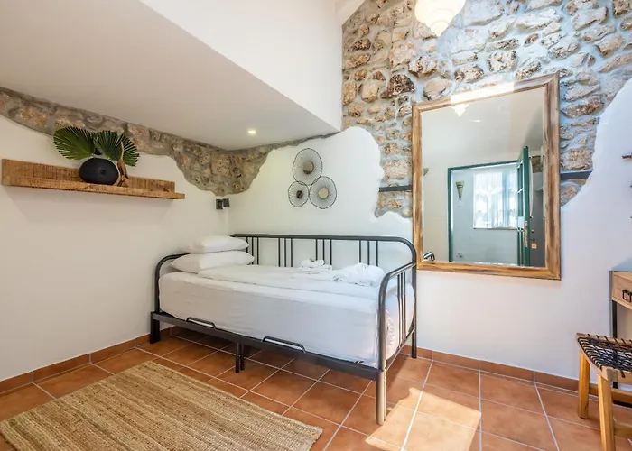 Cocoon - Vacation With Heated Pool & Garden Villa Bribir (Primorje-Gorski Kotar)