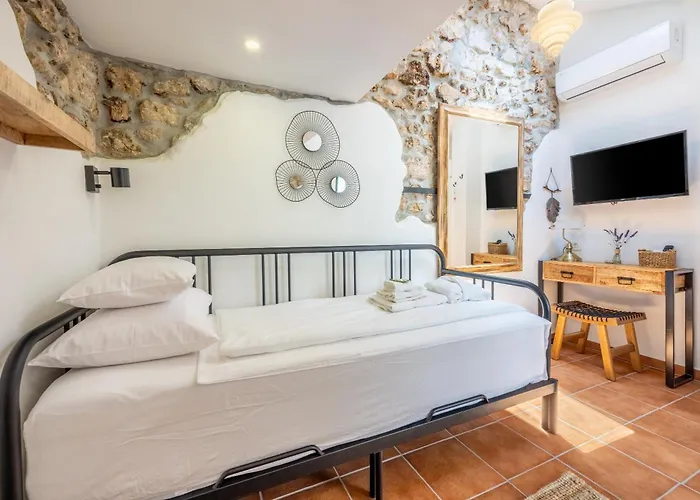 Cocoon - Vacation With Heated Pool & Garden Villa Bribir (Primorje-Gorski Kotar)